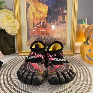 Vibrant Lontra five fingers womens shoes